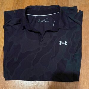 Black camo small under armour polo